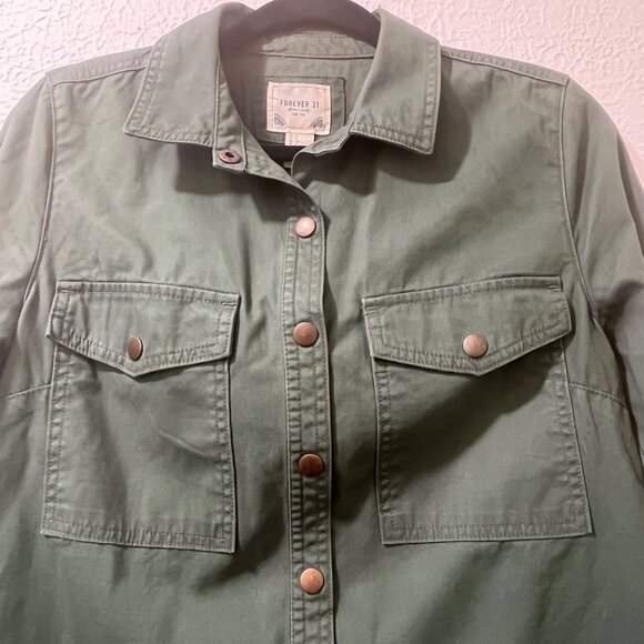 Forever 21‎ Women Green Long Sleeve Button Down  Shirt Size Small - Picture 3 of 6
